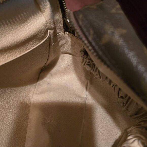 Authentic Louis Vuitton Monogram Trousse Toilette 28 Clutch/Cosmetic Bag - Picture 3 of 9